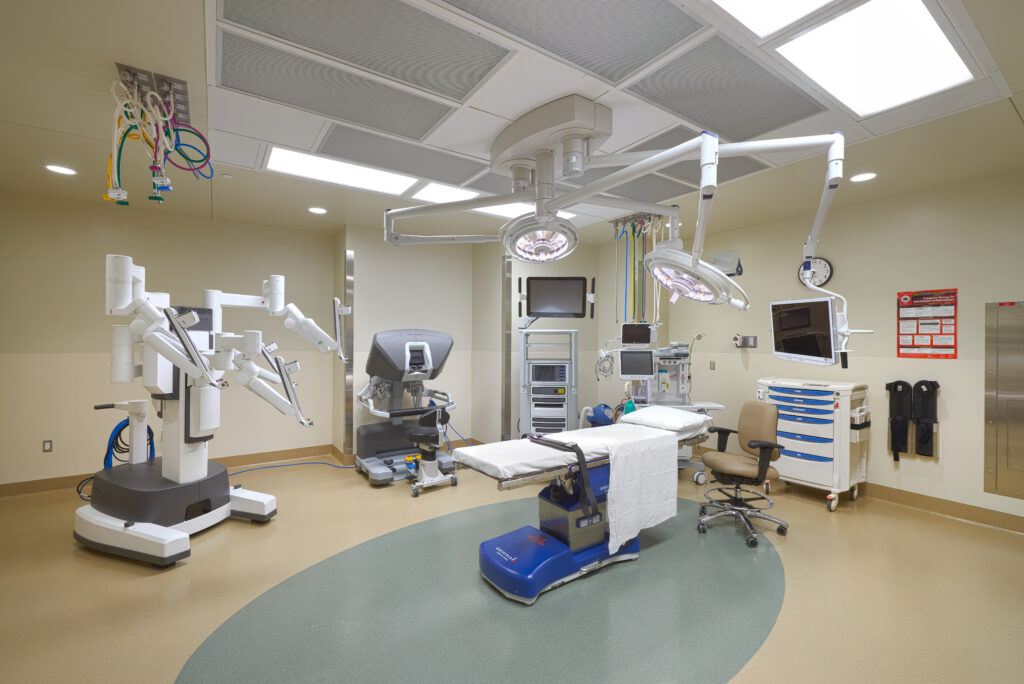 Our 18,000 square foot facility includes 6 surgery suites and 2 procedure rooms. We have the capability to perform nearly all same-day surgery procedures in our location.
